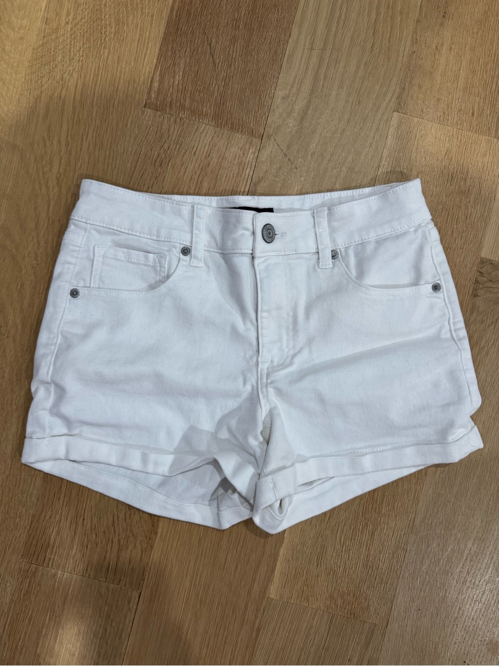 Aeropostale White Women's Denim Shorts